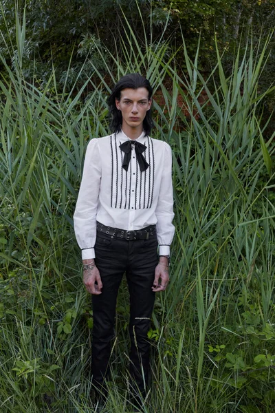 Look 2